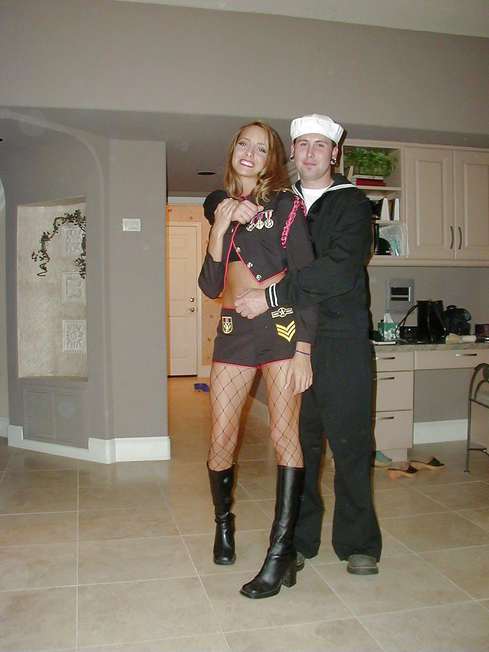 25P Amateur Teen Sharon