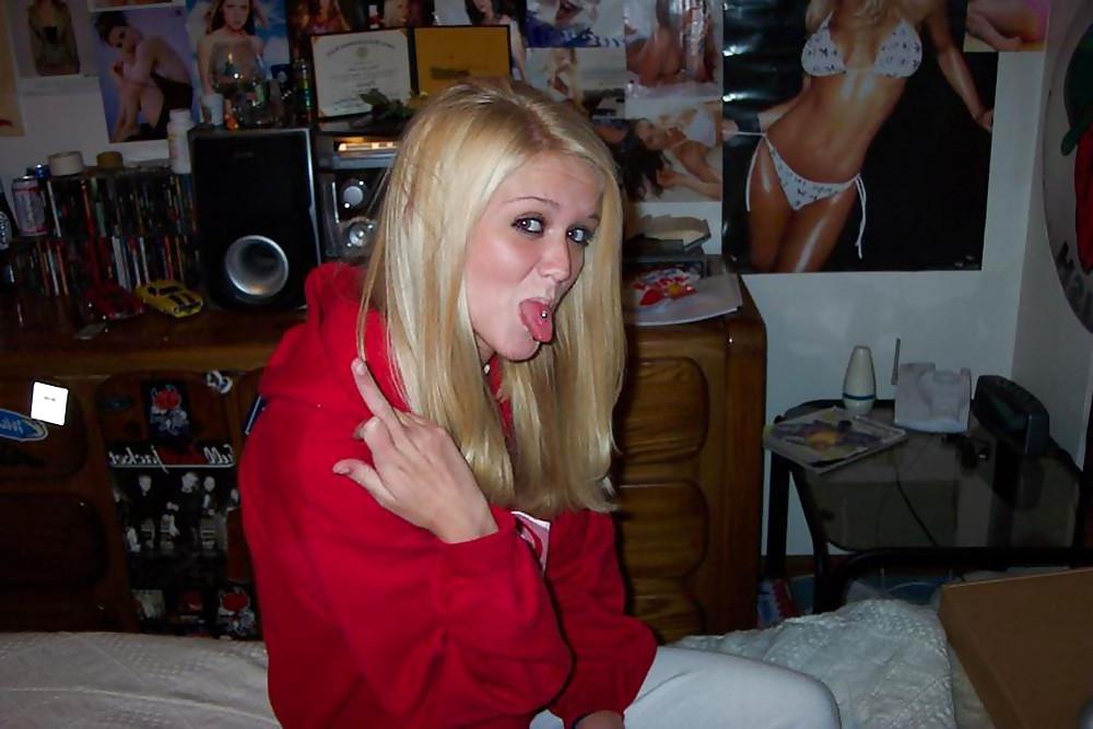 9P Amateur Teen Nicole