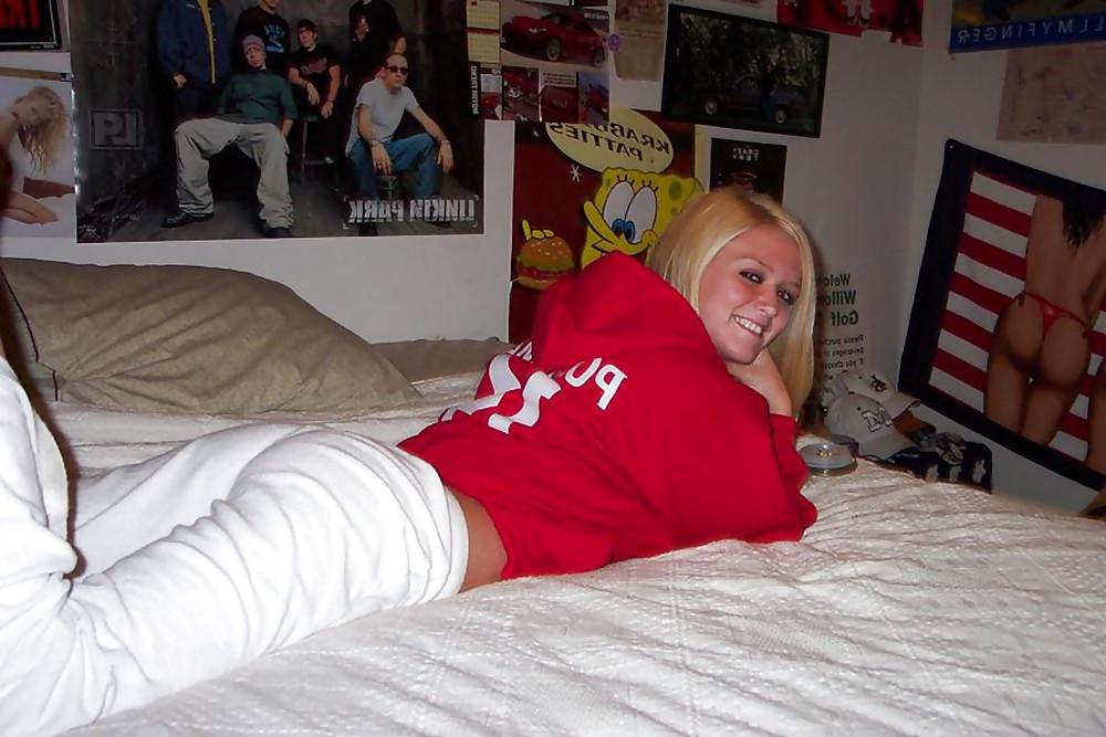 9P Amateur Teen Nicole