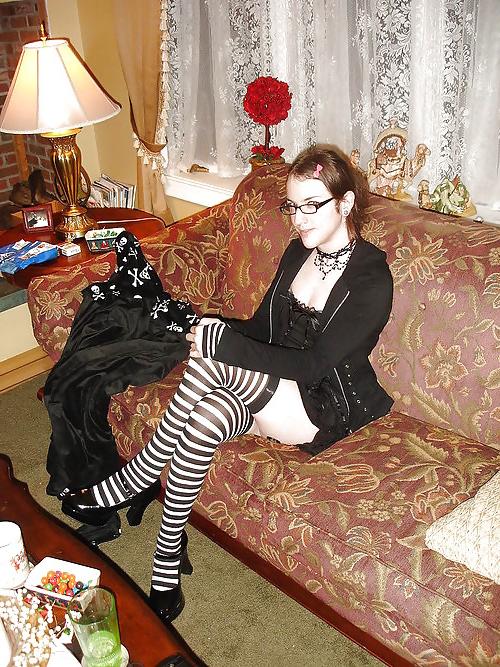 25P Cross Sissy Shemale 1