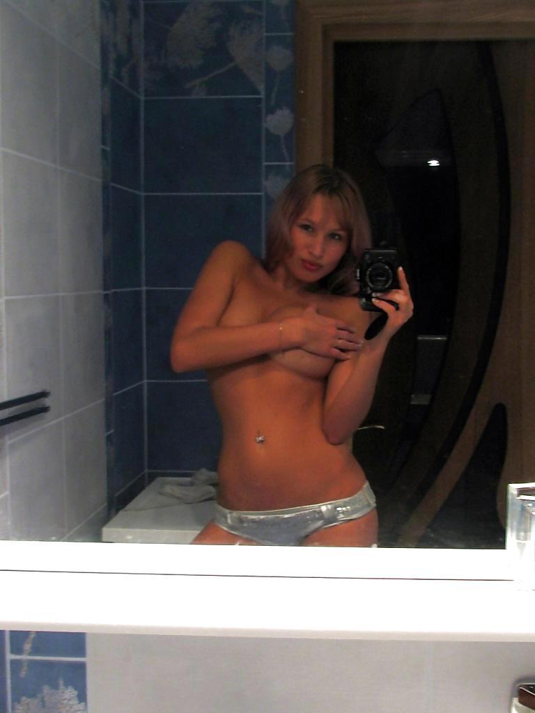 25P Amateur Blonde Teen