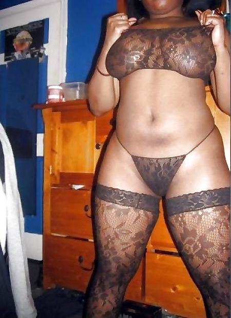 25P BUSTY EBONY GURLS 2