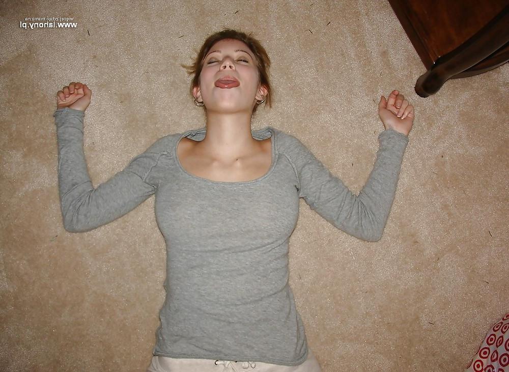 25P Cute amateur teen