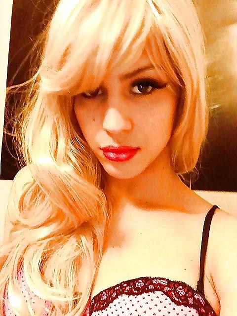25P Amateur Shemale, CD, Cute 5