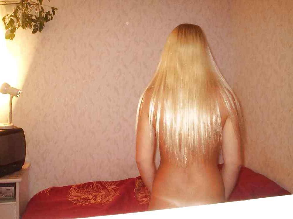 25P Sweet Amateur Teen Shows Body by DarKKo