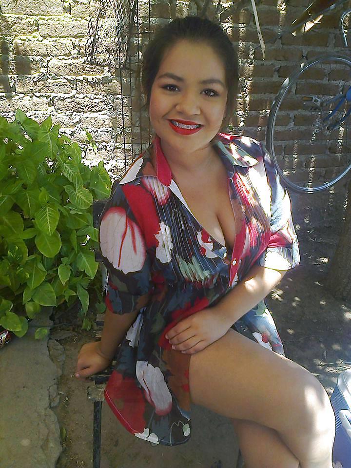 20P Amateur Teen boobs 2