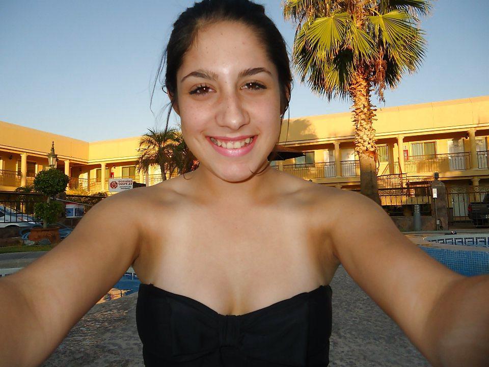 20P Amateur Teen boobs 2