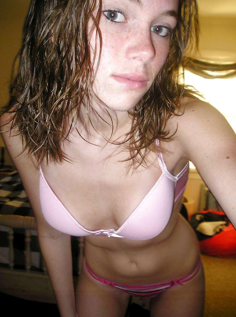 25P Pretty Amateur Teen Tania 2