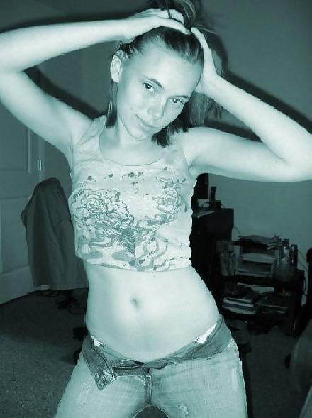 25P Pretty Amateur Teen Tania 2