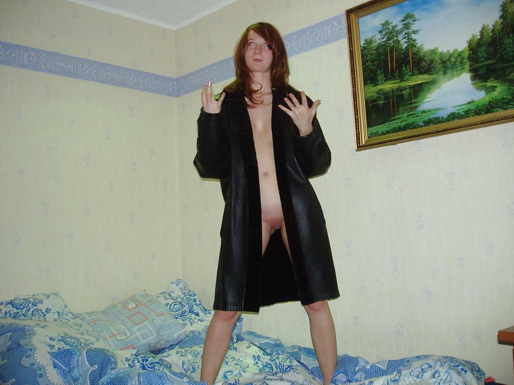25P Pretty Amateur Teen Karina 2