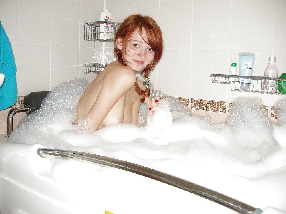 25P Pretty Amateur Teen Karina 2