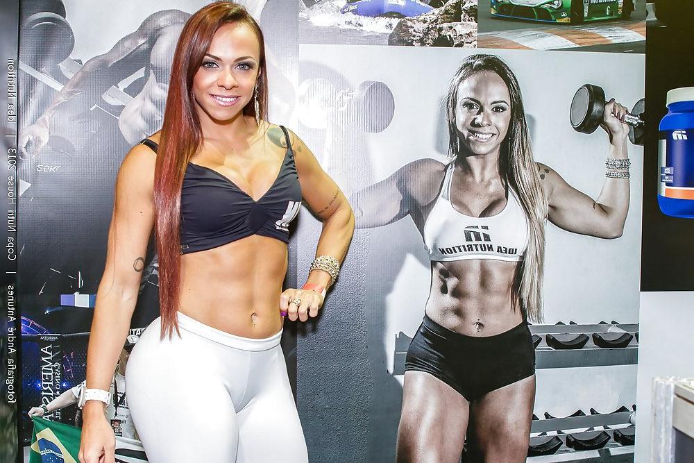 25P Best muscle asses