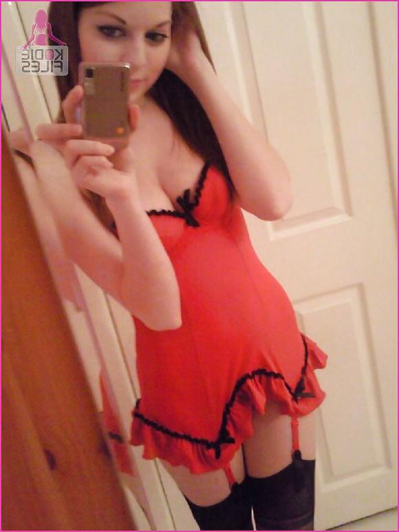 25P Insanely hot readhead amateur teen