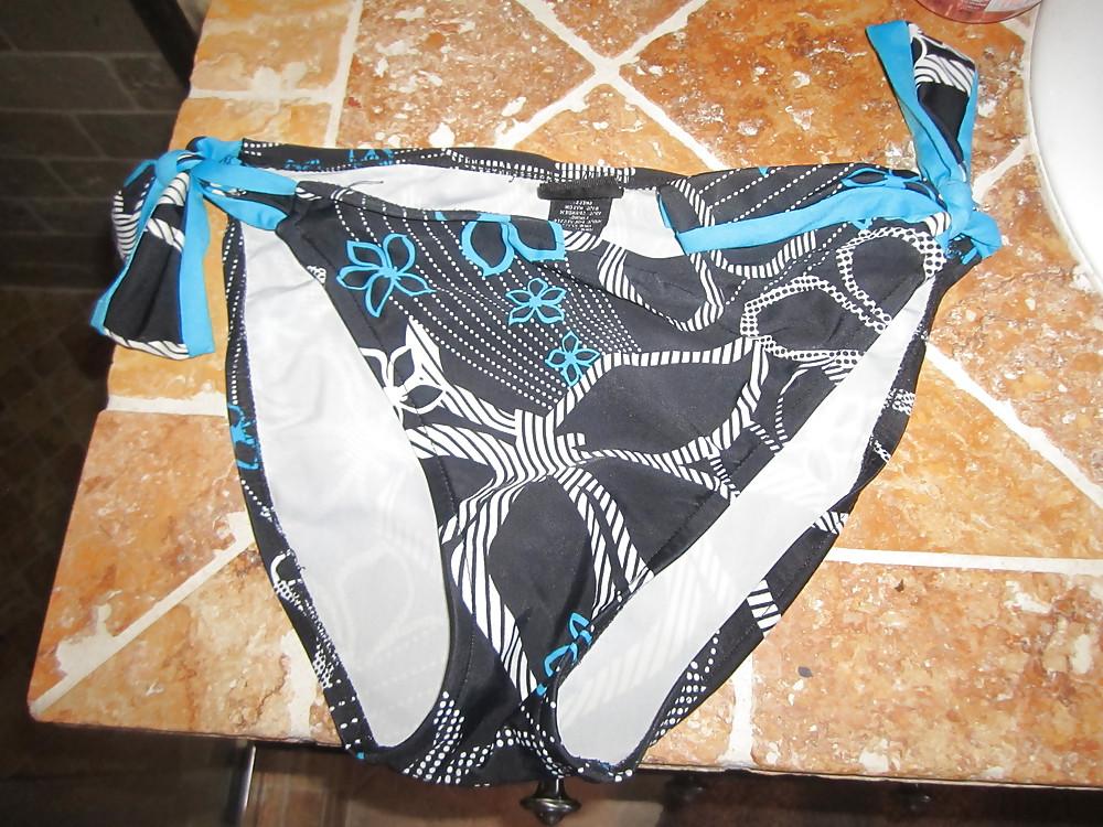 14P Full Access to my Friend Sarah's Panty Drawer and Laundry!