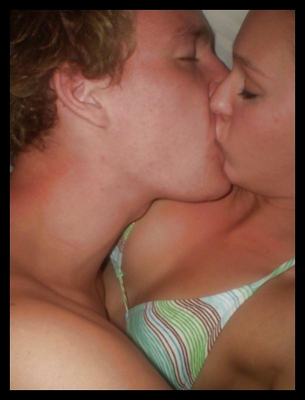 20P Pretty Amateur Teen Anna