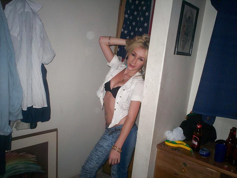 21P Lucky guy has sex with his girlfriend and her hot friend