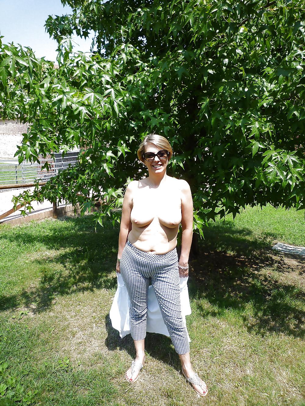 25P Amateur milf 287