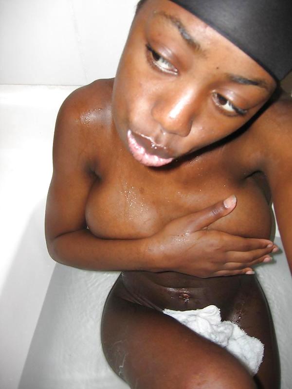 11P Real Homemade Ebony Teen