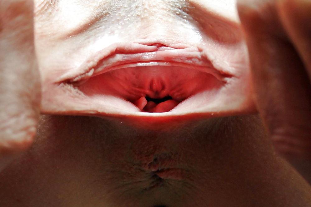 18P Annabel - gaping pussy