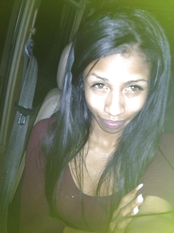 25P Hot Ebony Teen Selfies