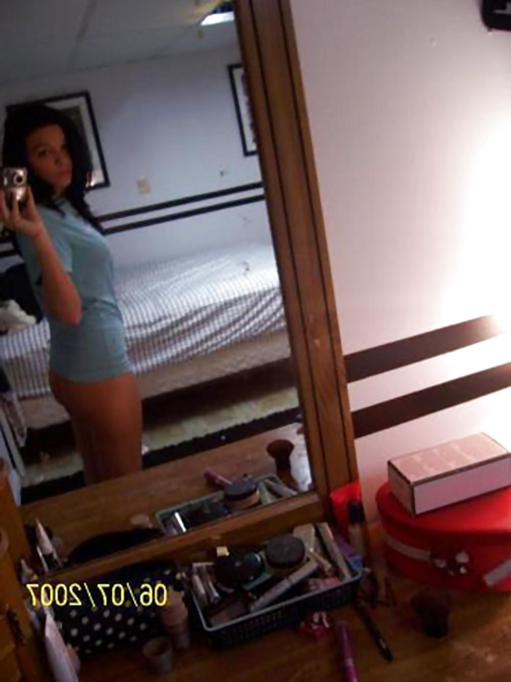 25P Pretty Amateur Teen Amanda