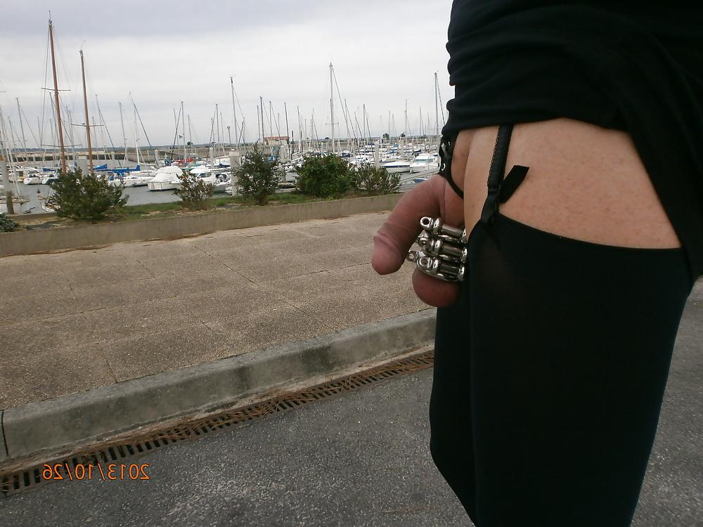 10P Public sexe outdoor flashing cock dick exhib shemale 