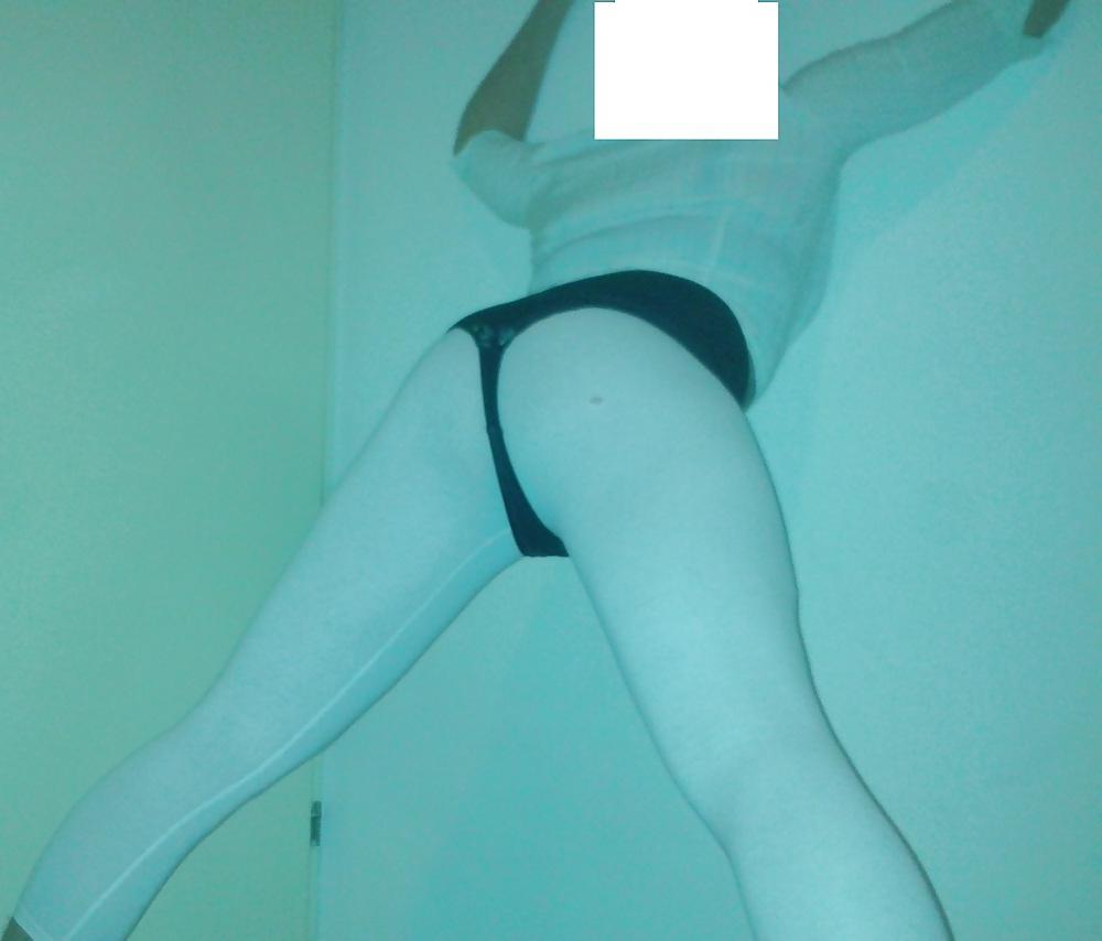 20P Amateur Teen Shows Ass Again