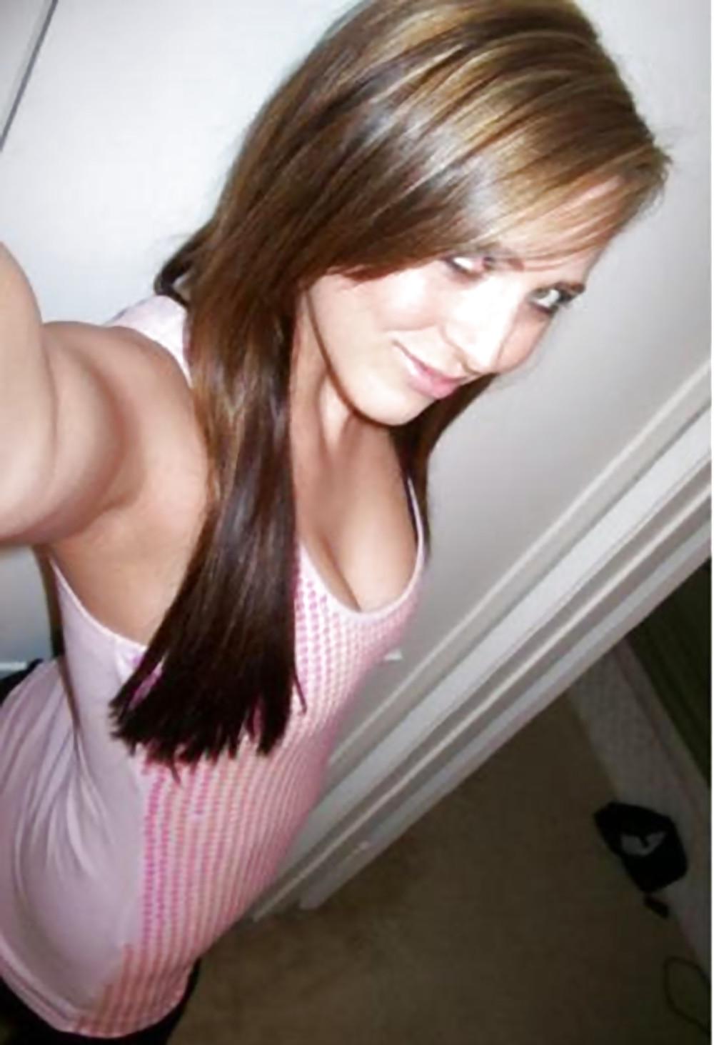25P Pretty Amateur Teen Kimmy