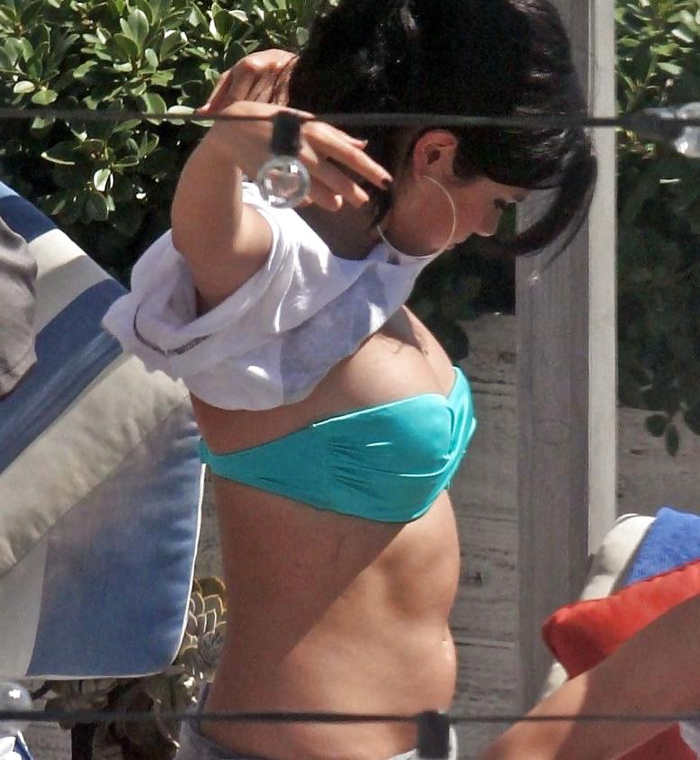 25P Selena Gomez - The best one for a Fuck
