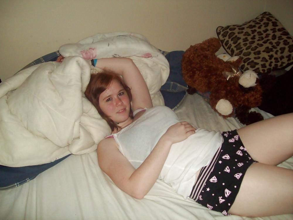 23P Pretty Amateur Teen Lilli