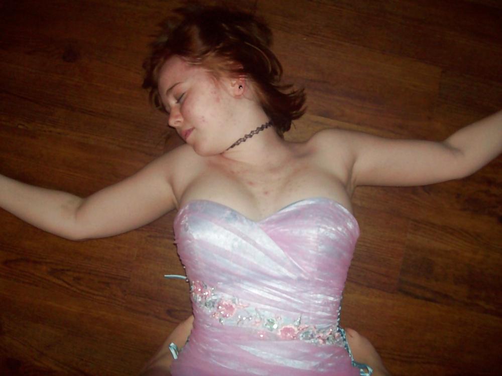 23P Pretty Amateur Teen Lilli