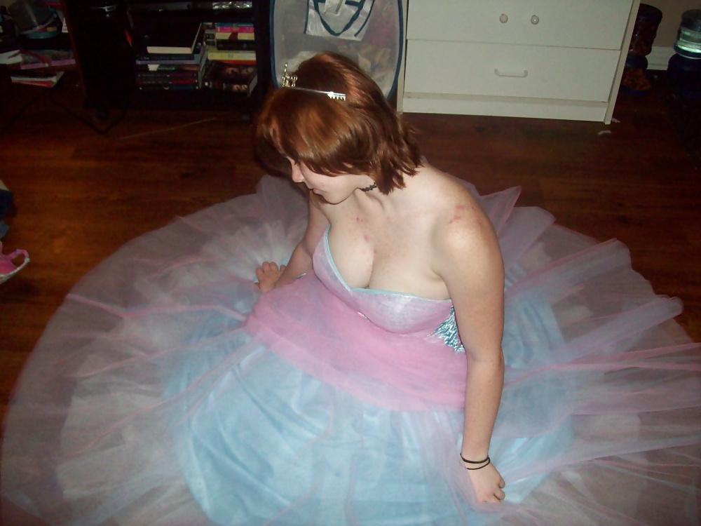 23P Pretty Amateur Teen Lilli