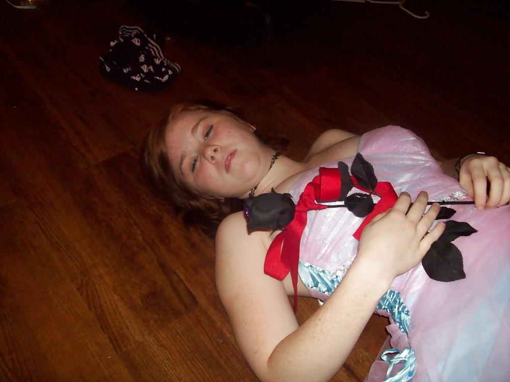 23P Pretty Amateur Teen Lilli