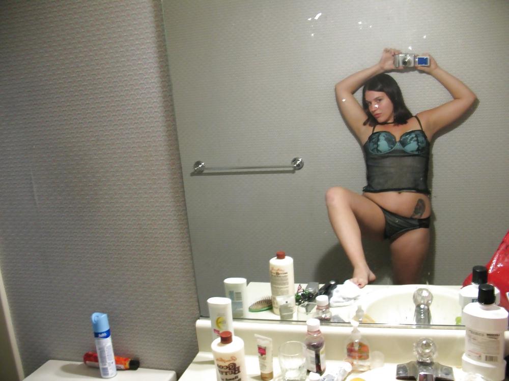25P Pretty Amateur Teen Carole 2