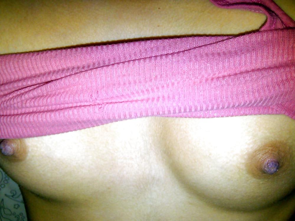 25P Amateur Teen Selfshots