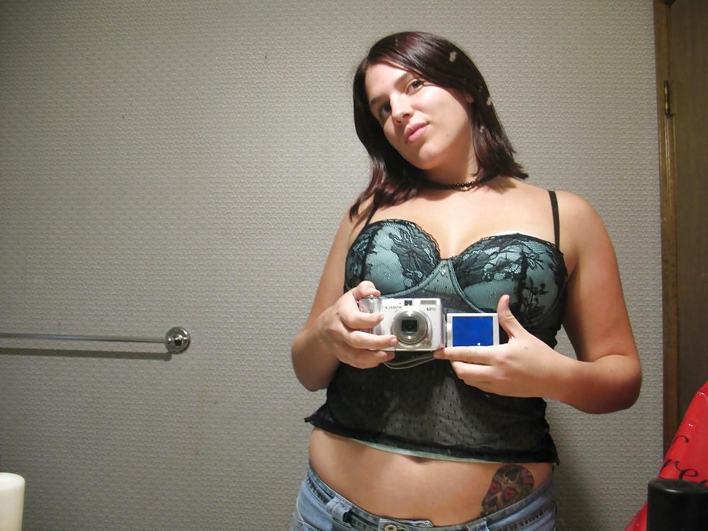 25P Pretty Amateur Teen Carole 1