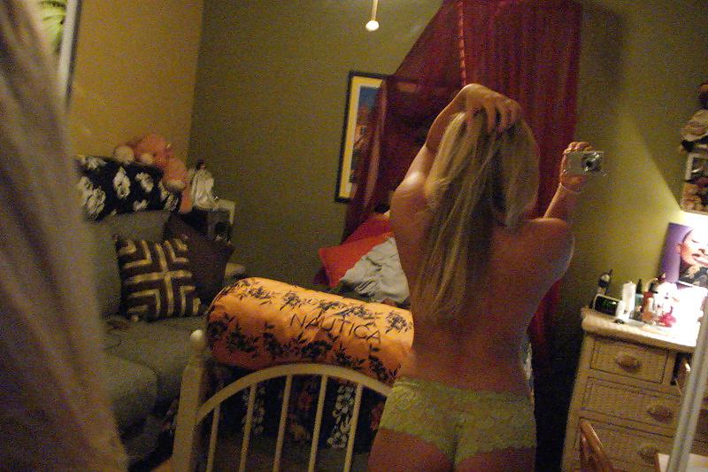 25P Pretty Amateur Teen Jenna