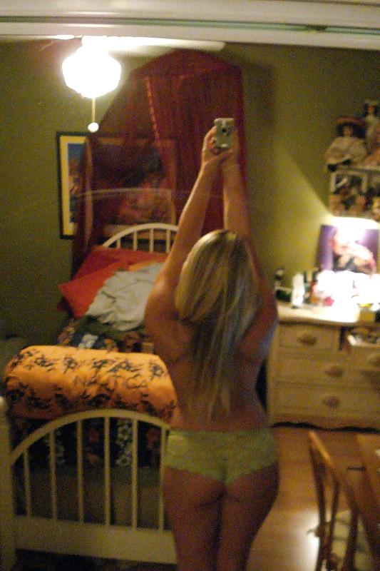 25P Pretty Amateur Teen Jenna