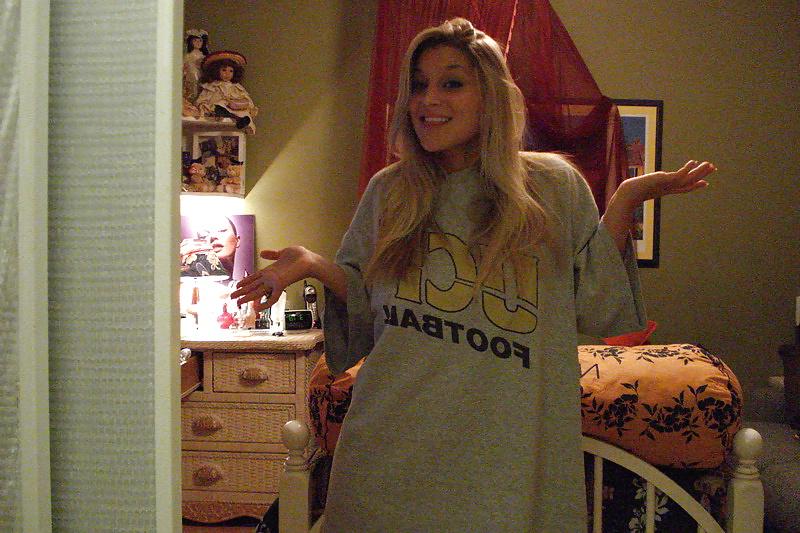 25P Pretty Amateur Teen Jenna