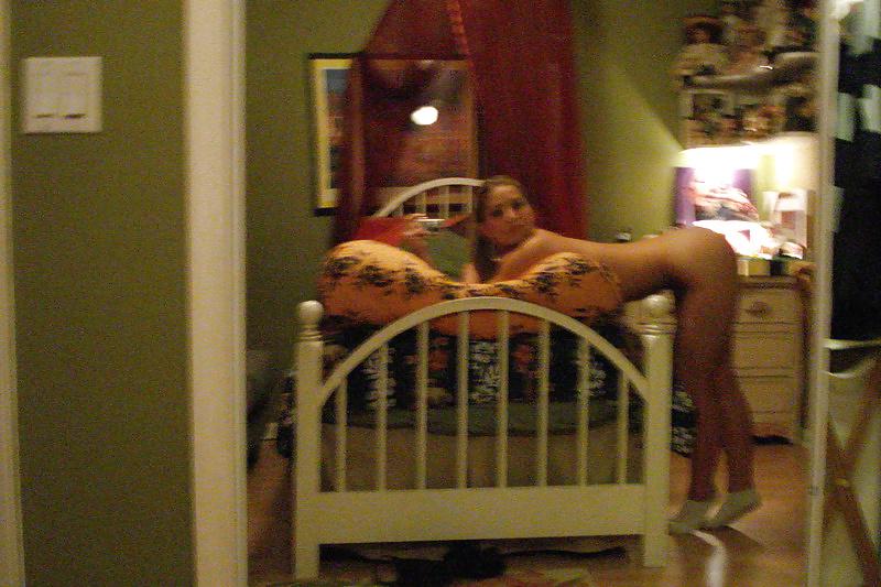 25P Pretty Amateur Teen Jenna