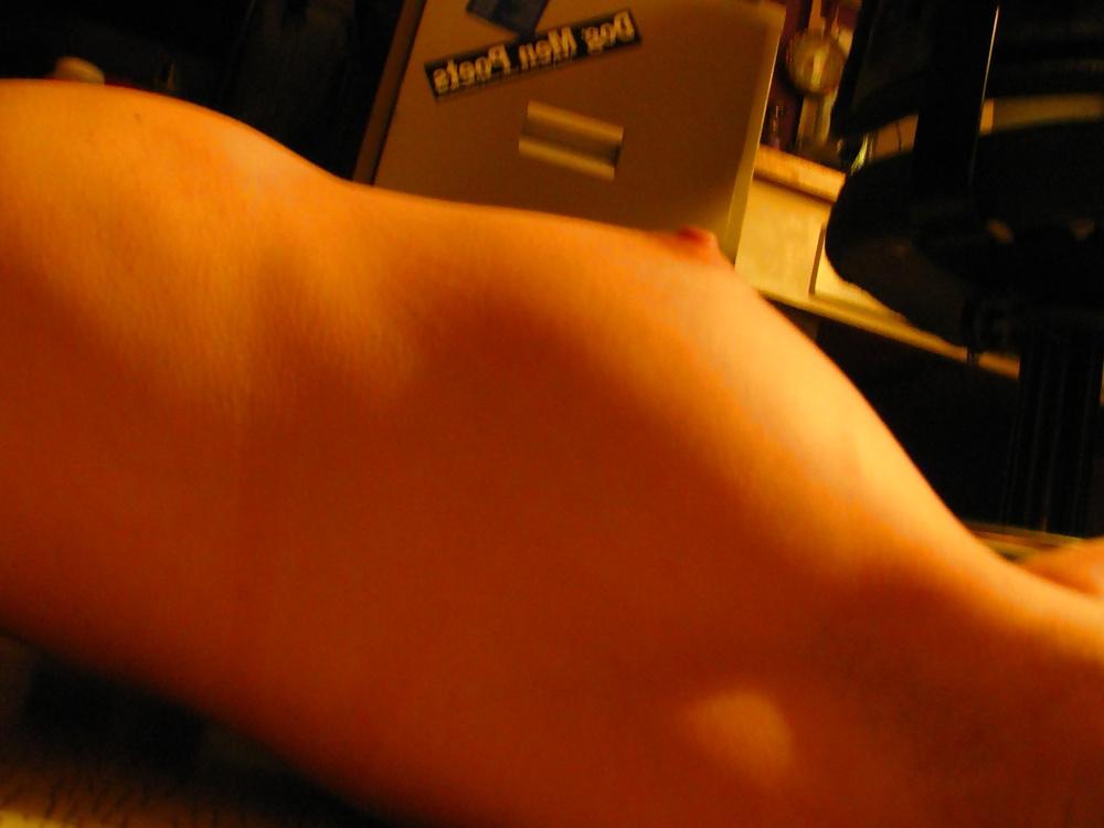19P Pretty Amateur Teen Clea