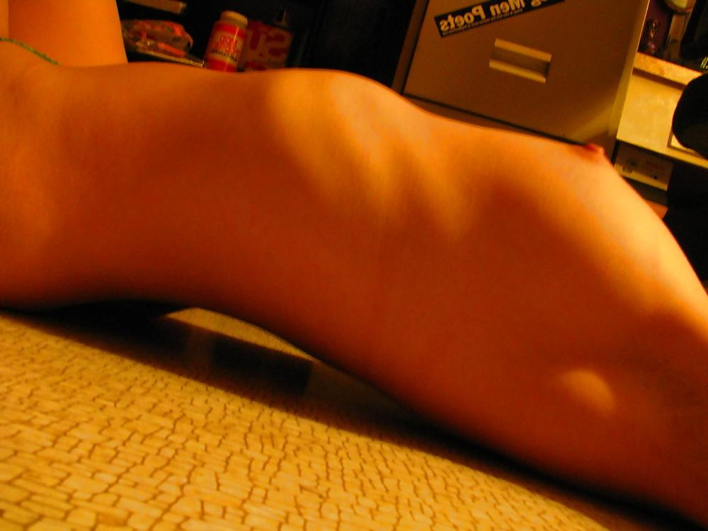 19P Pretty Amateur Teen Clea