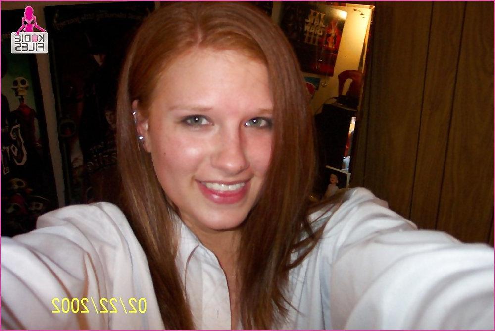8P Redhead teen amateur