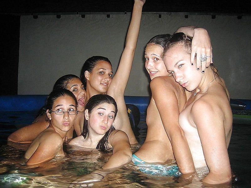 24P Amateur Teen Party