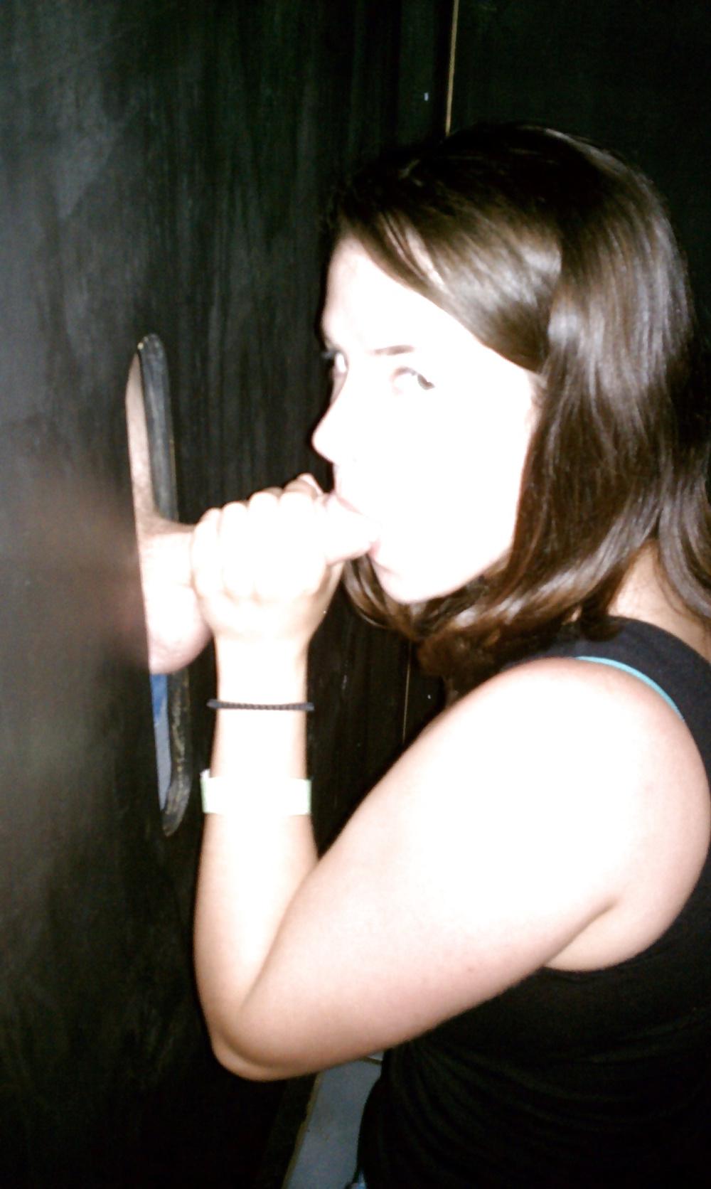 25P Gloryhole Sluts