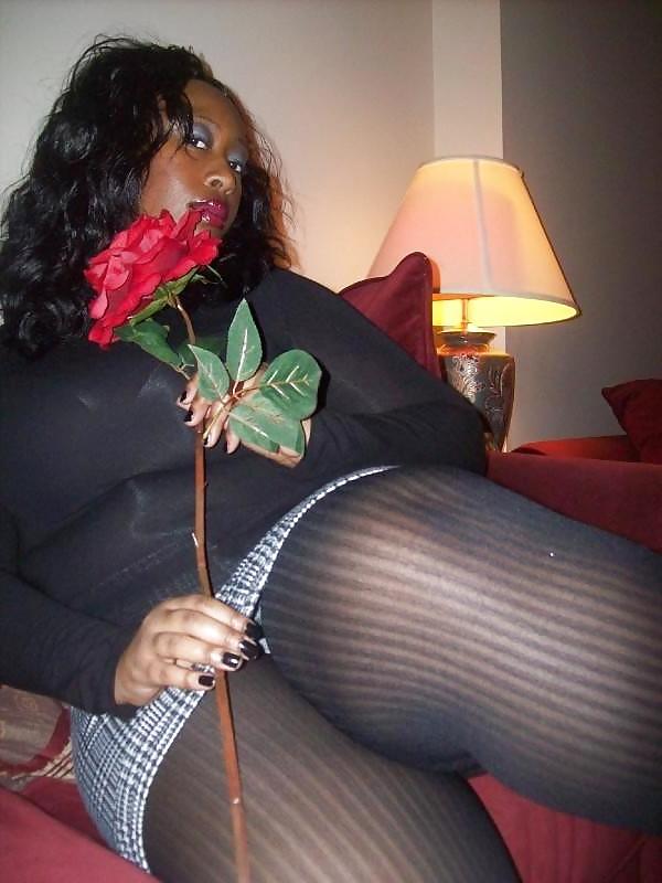 25P Ebony in Pantyhose #3