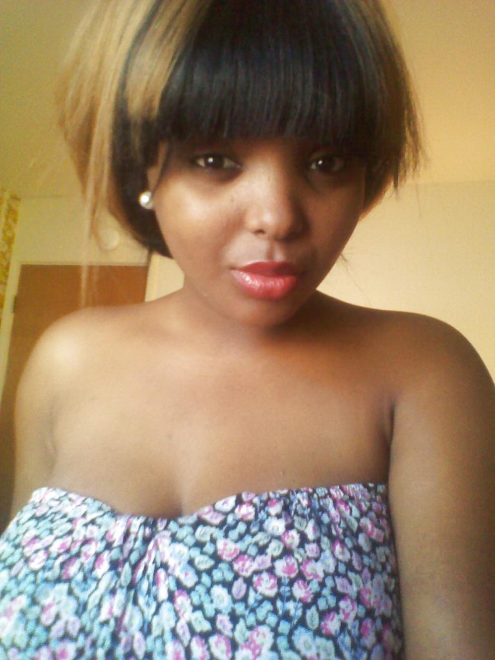 10P Hot Ebony Teen Selfies