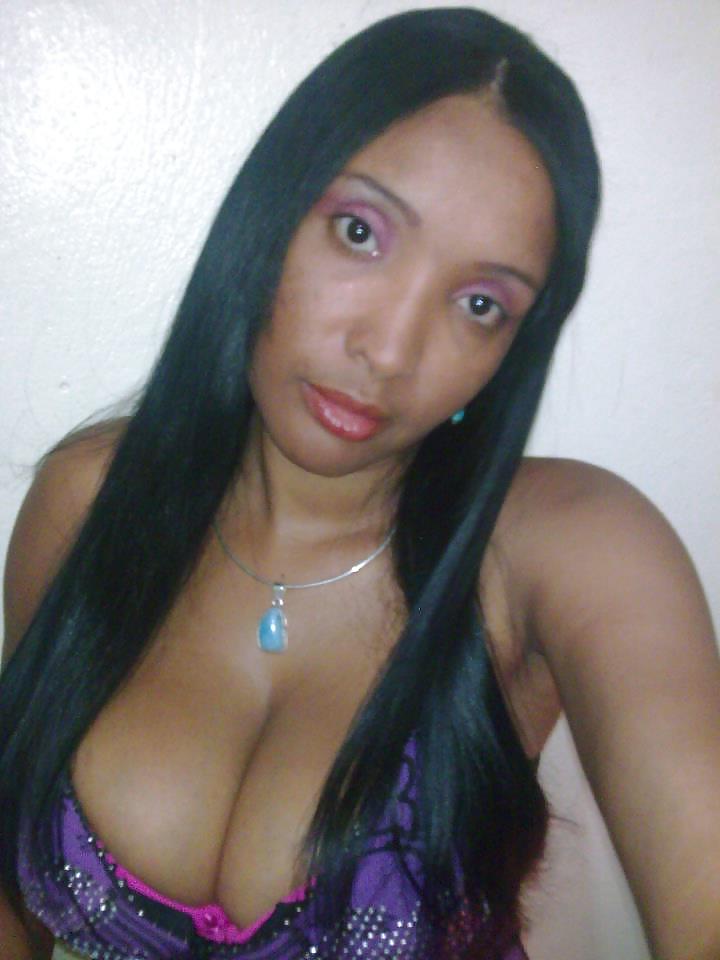 25P My Dominican girl friend 