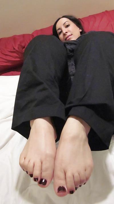 25P Nonni's Feet (Best Feet Ever)