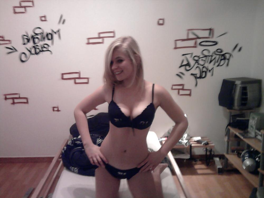 24P Hot teen from a friend